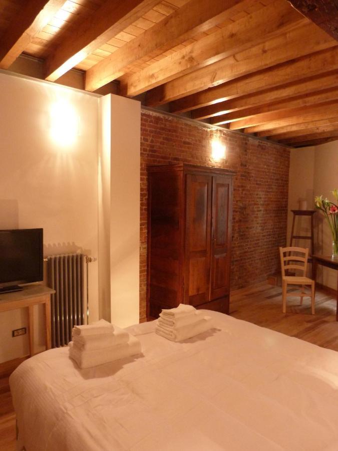 L'Auberge De L'Eclipse Bruksela Zewnętrze zdjęcie